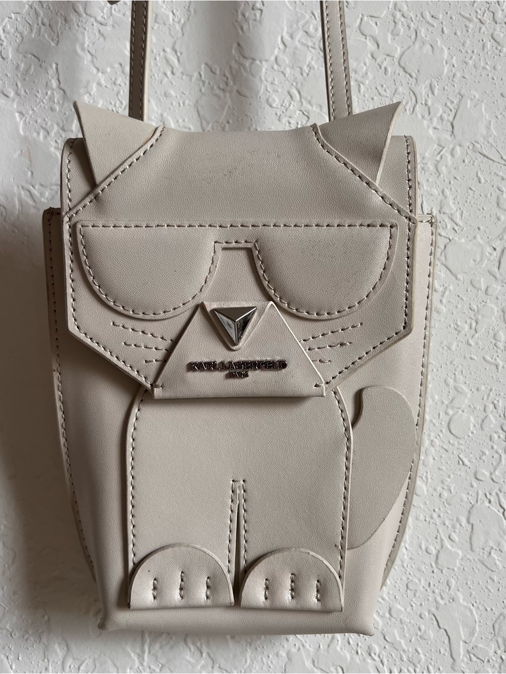 Karl Lagerfeld Ikons Off-White Cat Face Leather Crossbody Bag Sold Out